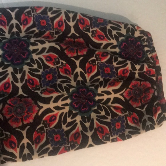 “OLD NAVY” Patterned Long Sleeved Dress . - Picture 11 of 13